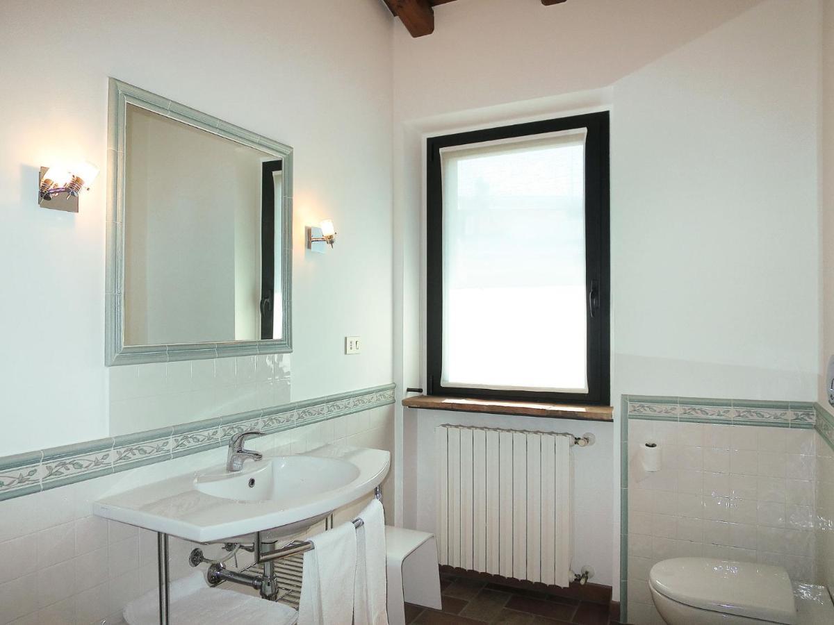Apartment La Corte Bricca - Bilo C By Interhome Castana  Экстерьер фото
